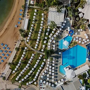 Rezort Golden Coast, Protaras